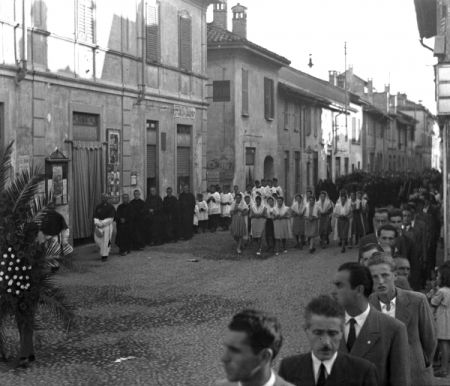 Corteo funebre, foto Archivio storico